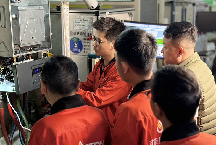 菲思盾以“用戶體驗至上”為目標，通過以賽帶練的形式，加強售前服務(wù)、安裝技能錘煉，為用戶打造更安全、更舒適的家居生活體驗。